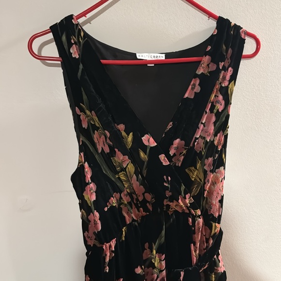 Floral Sleeveless Maxi Dress - Black and Pink - Picture 4 of 7